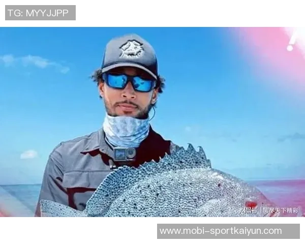 即将步入而立之年的西蒙斯钓鱼是否在为重返联盟做好准备